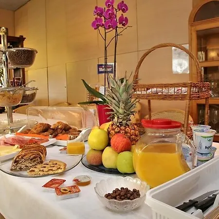 Hotell Ristorante Miralago Garda (Verona)