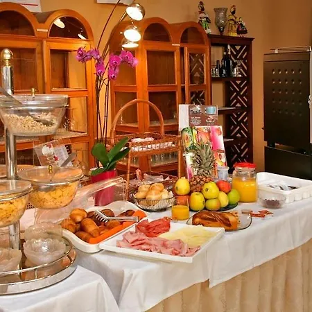 Hotell Ristorante Miralago 3*