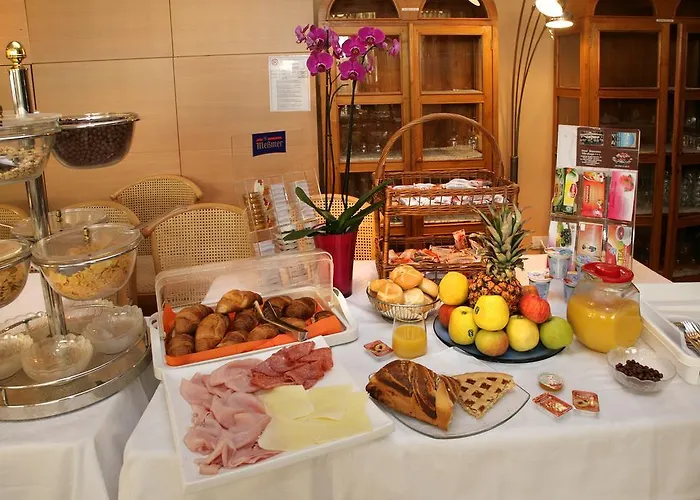 Hotel Ristorante Miralago Garda (Verona)